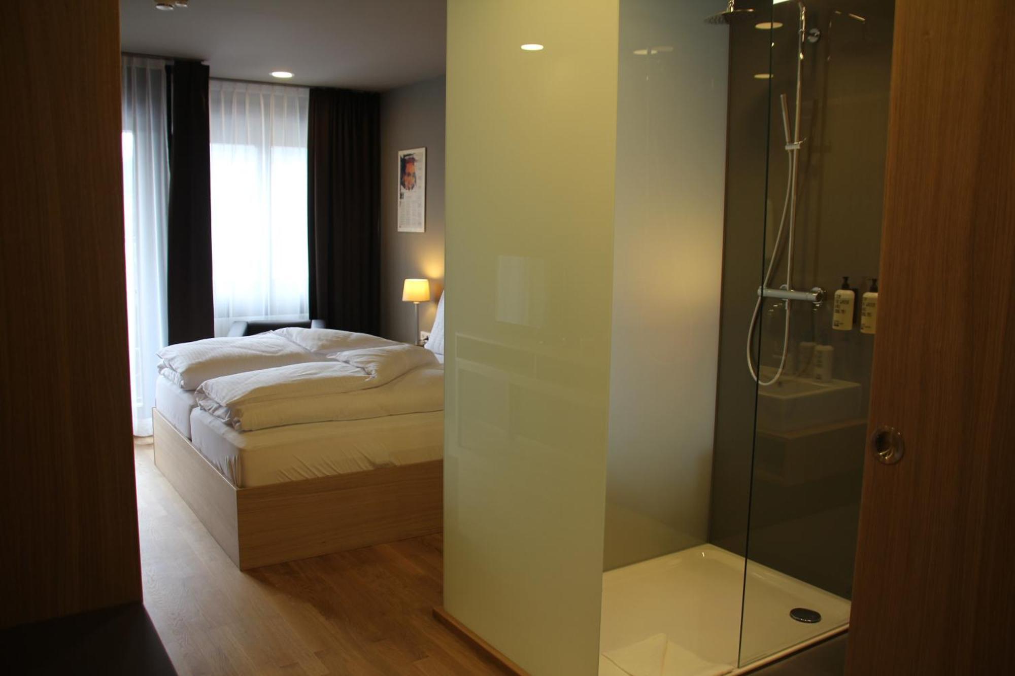 Hotel Am Garnmarkt Götzis Стая снимка